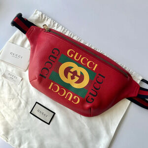 NWT Gucci Grained Calfskin Logo Belt Bag Red Size 95